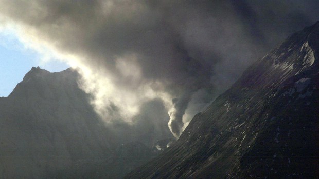 Volcano Advisory Continues For Mount St. Helens